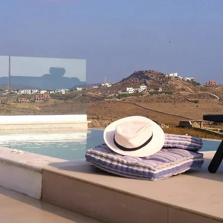 Luxurious Mykonian Blue Oasis With Private Pool Kalafatis