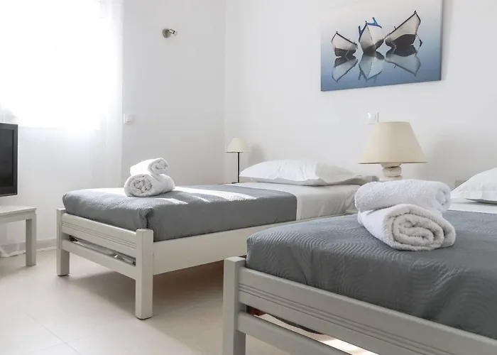 Luxurious Mykonian Blue Oasis With Private Pool Vakantiehuis